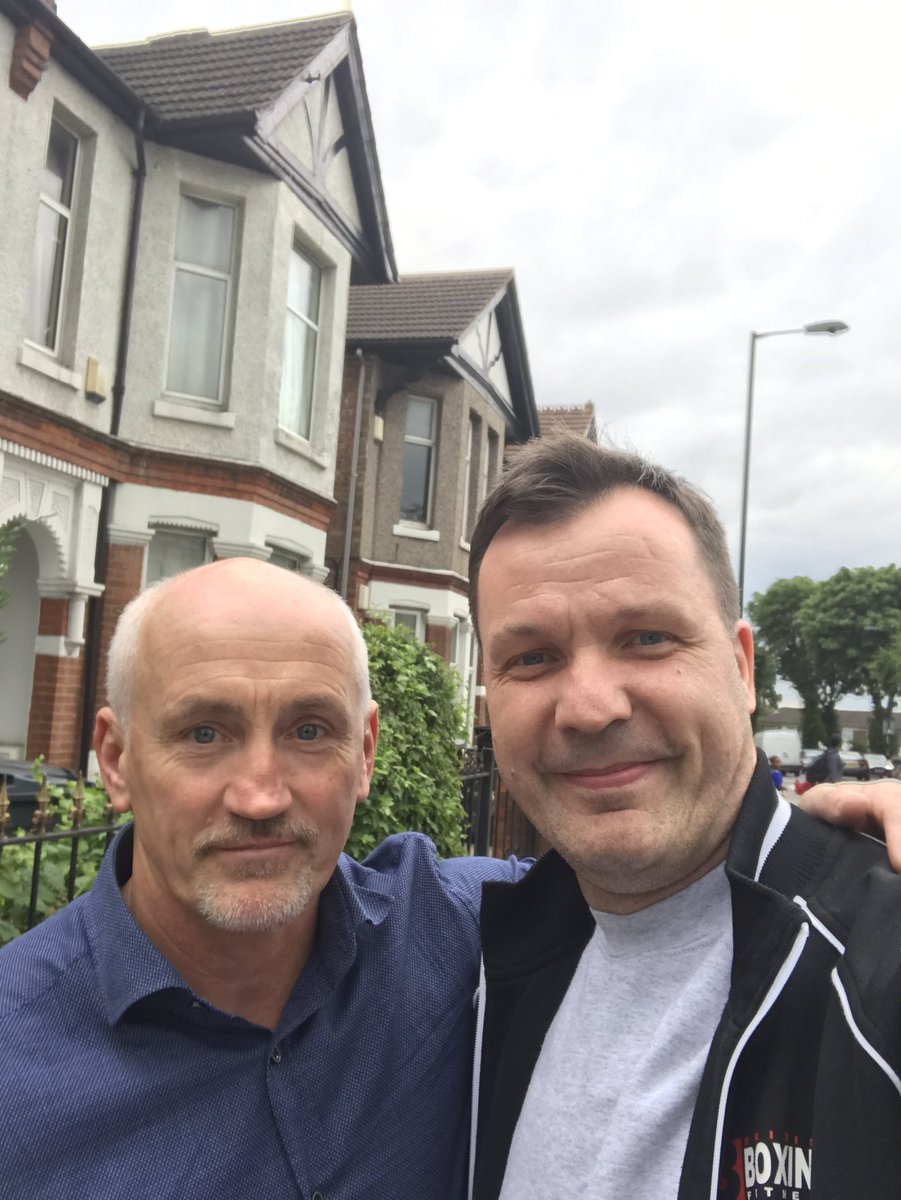 Box_State_mind's tweet image. Bumped into the main man today and gentleman @ClonesCyclone