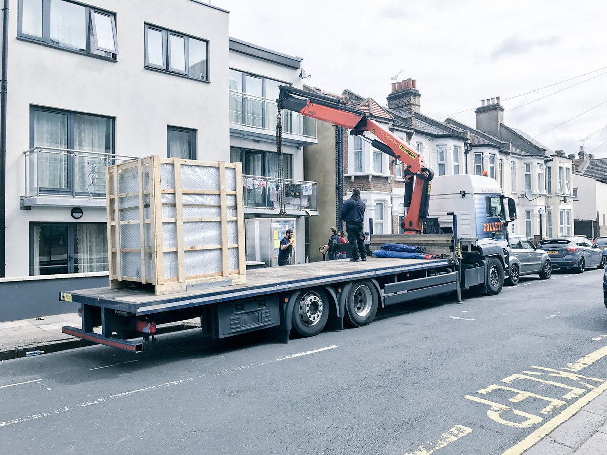 laundrymachines's tweet photo. Another long day in #London for the #MagEquipment team.

Serviced apartments #CommercialLaundry installation.

#MagWelcomeToOurWay

#Laundry https://t.co/DHgsGKfRfo