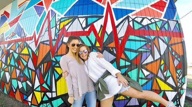 ❤️👯 HAPPY HUG DAY 👯❤️

[ 📸: <a href="/ChiO_Millsaps/">Chi Omega Millsaps</a> ] #nationalhugday #chiomega XΩ #loveyoulikeXΩ #hugs #sisters