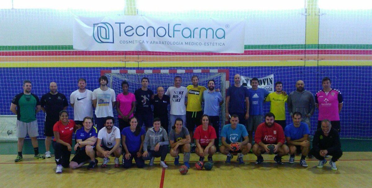 Estamos disfrutando mucho en el curso de entrenador nacional pero todo es mucho mejor cuando recibes la visita del gran Manolo Laguna. 🔝