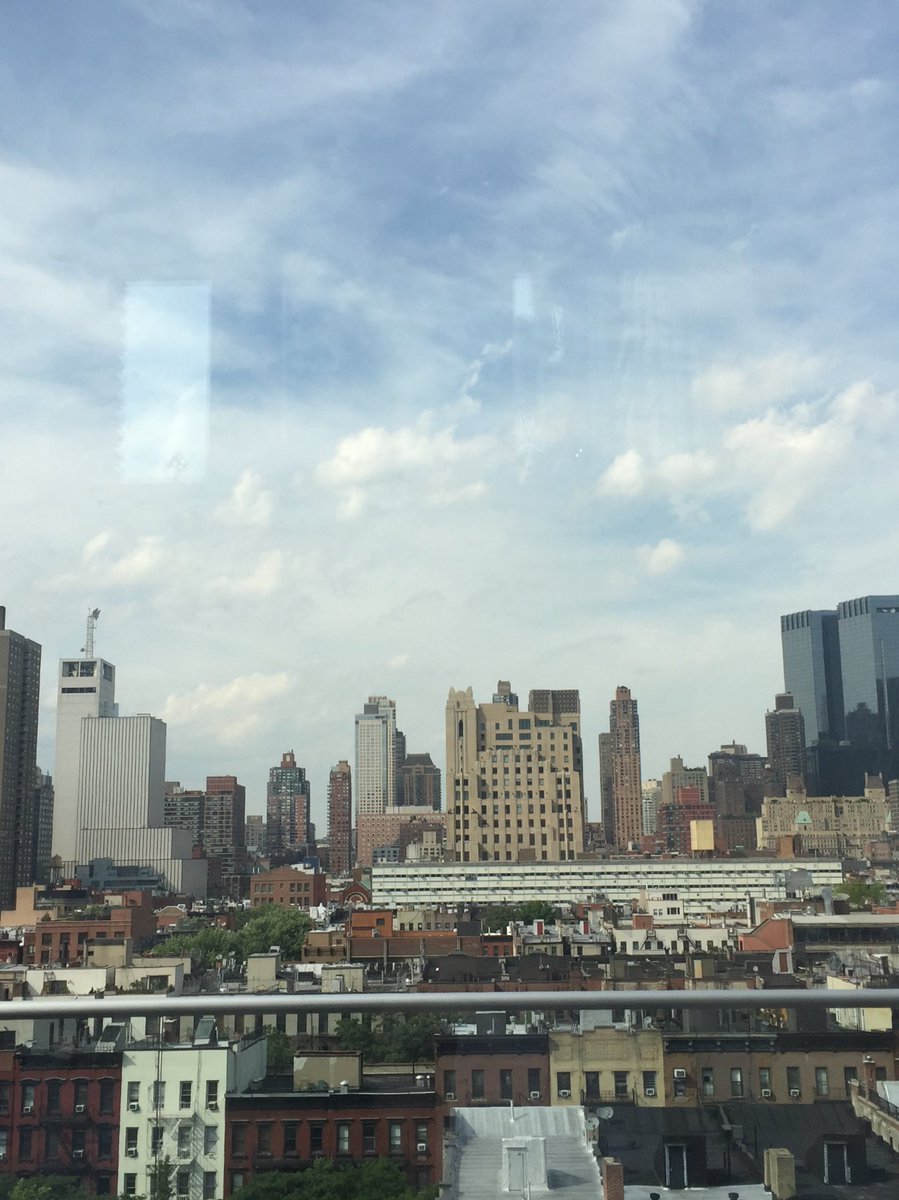 Talking #cloud with <a href="/T2ComputingInc/">T2 Computing Inc.</a> <a href="/Avid/">Avid</a> <a href="/dell/">Dell</a> and <a href="/ATTOTechnology/">ATTO Technology</a> in NYC. Nice view!