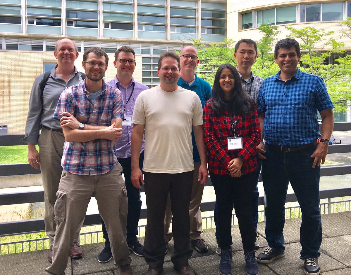 novaexperiment's tweet image. #NOvAns at #NuInt17, brains full of the latest #neutrino interaction physics, gathered near @FieldsInstitute.