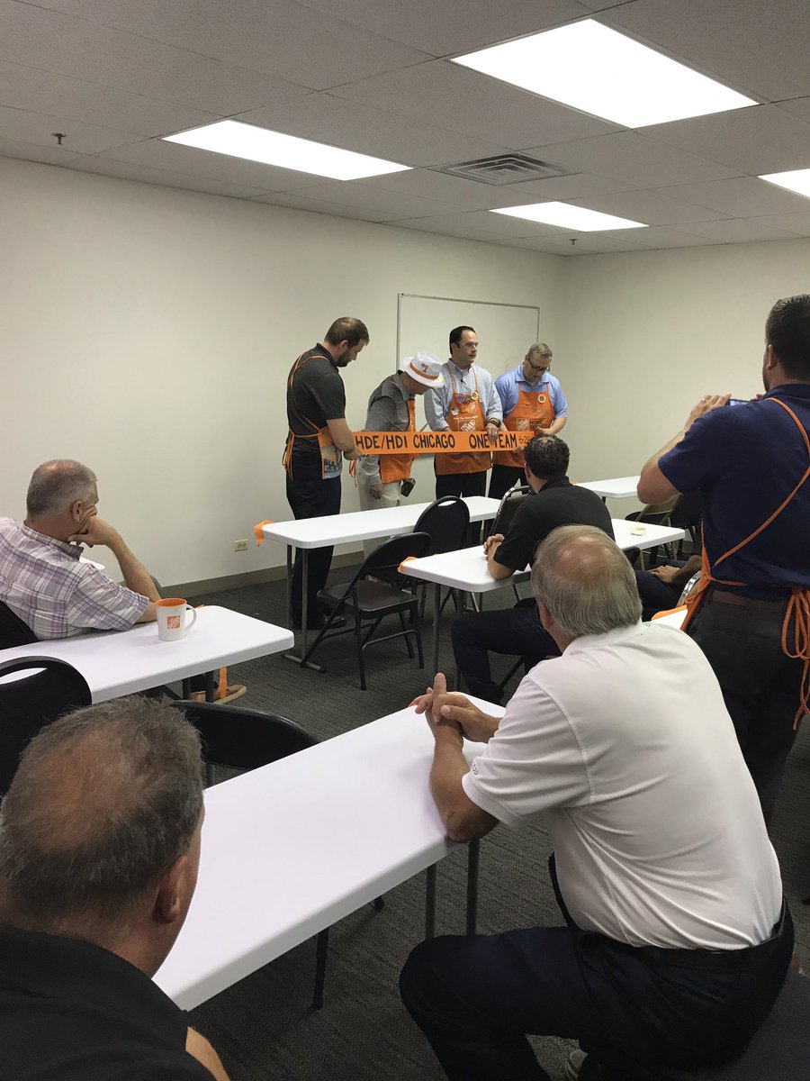 dblai23's tweet photo. HDE and HDI celebrating moving into the same office https://t.co/J4CNHgR7JO