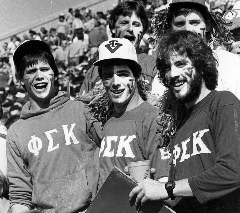 virginia_tech's tweet photo. #TBT because we are suffering from some serious Lane withdrawals — Football season can't come soon enough! @VTPhiSigmaKappa 🦃🏈 https://t.co/mGCn4F7BkP