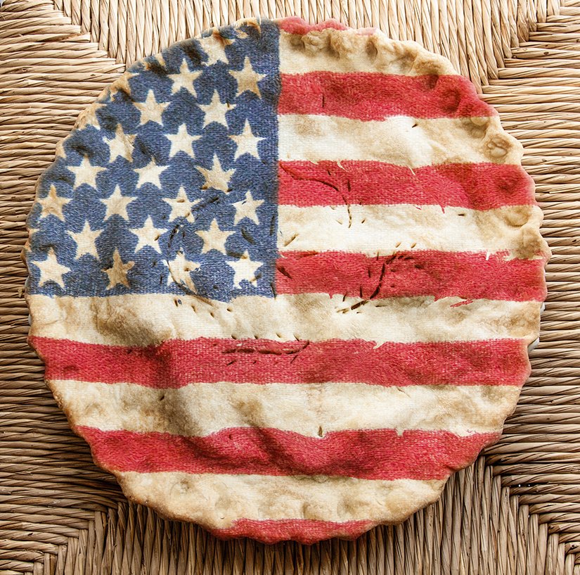 EscoffierATK's tweet photo. Bake Patriotic Pies For The Fourth Of July: https://t.co/34DwGS3gdP https://t.co/D0g0iFmyhE
