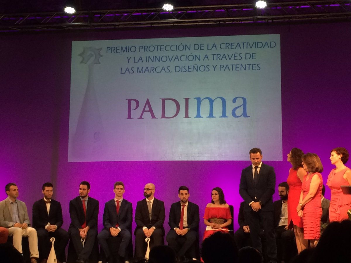 Ideactua's tweet photo. Premio Protección de la #creatividad #innovación por @padimateam a Withoutrees en #PremiosFundeun2017 @fundeun https://t.co/LA5QMbb27x