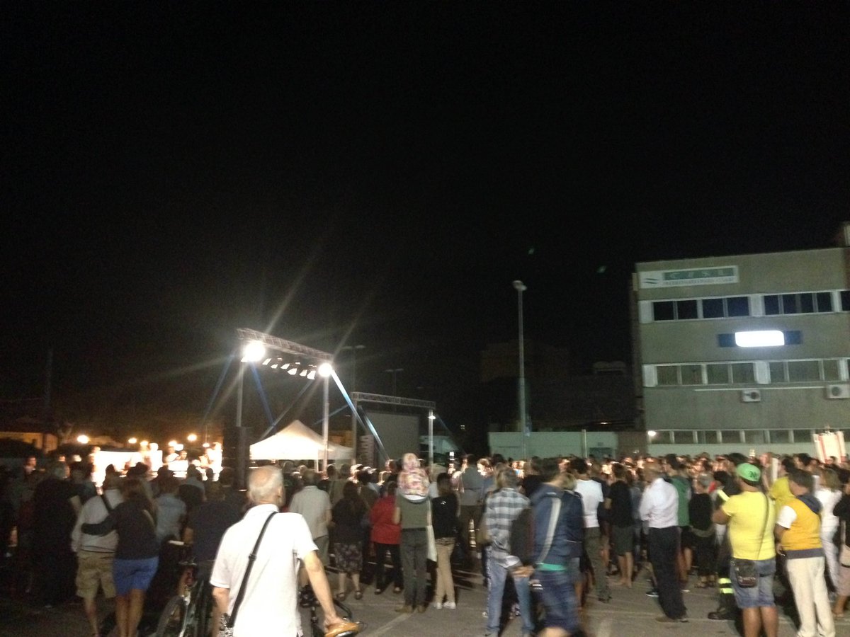 Questo non è un concerto. È la notte più straziante per #Viareggio. Sono qui, come ogni anno, fiero di essere solo una goccia nel mare.