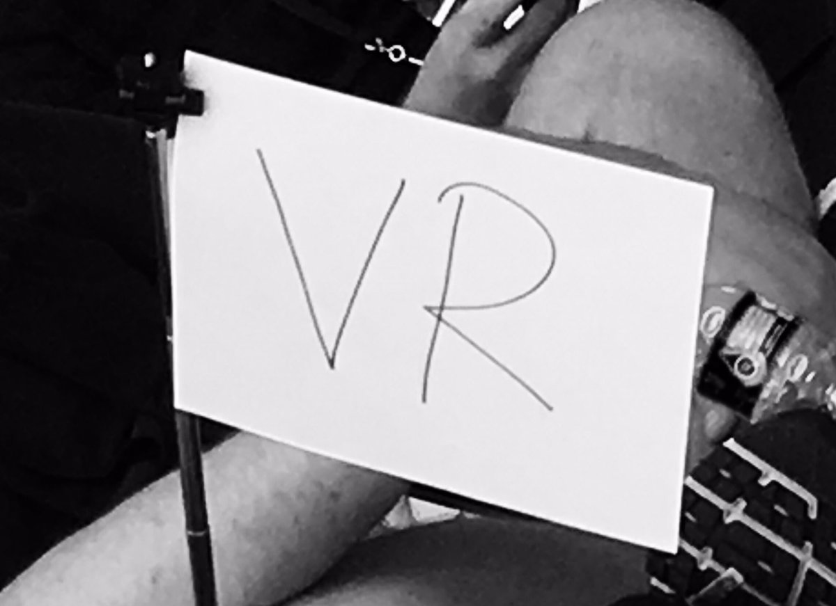 dansfine's tweet image. Hey #Eyeo2017 #eyeovr