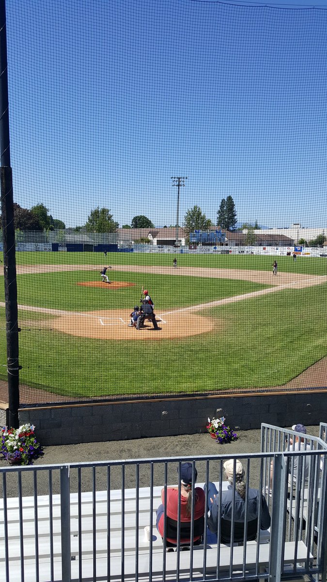 Australia takes game 1 of the Star Spangled Tournament against the Mid-Coast Dungies 12-0.