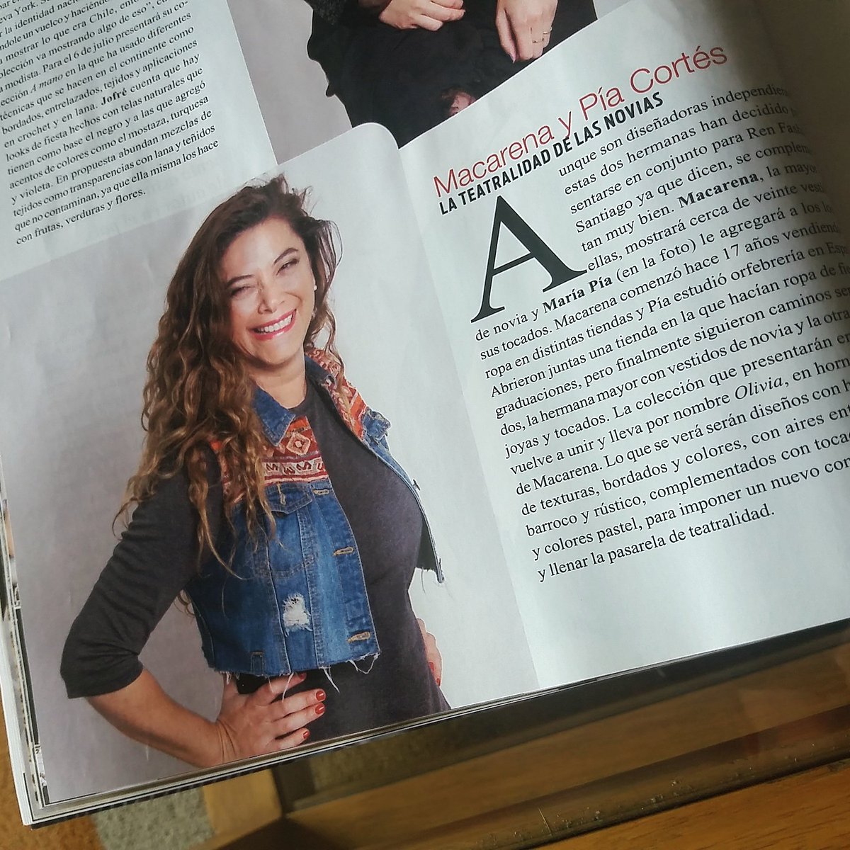 walkcomchile's tweet photo. Pía Cortés y Macarena Cortés en @Vanidadeschile para la 3° versión de #RenFashionSantiago https://t.co/V5t36iMY2Y