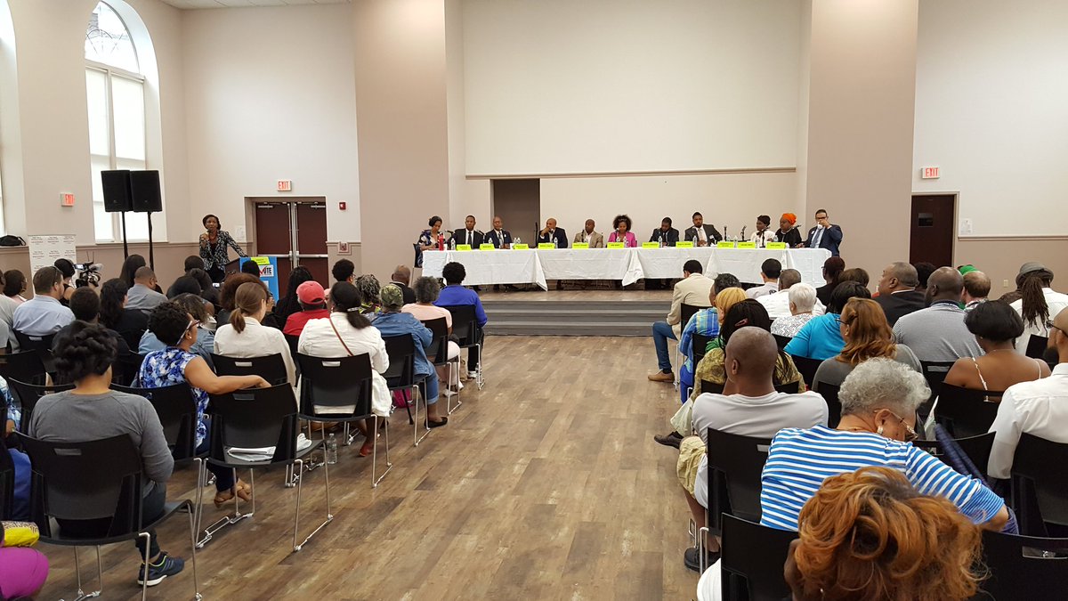 Packed house for Meet the Candidates of <a href="/BOSCityCouncil/">Boston City Council</a> District 7! #bospoli #Roxbury #Decision2017