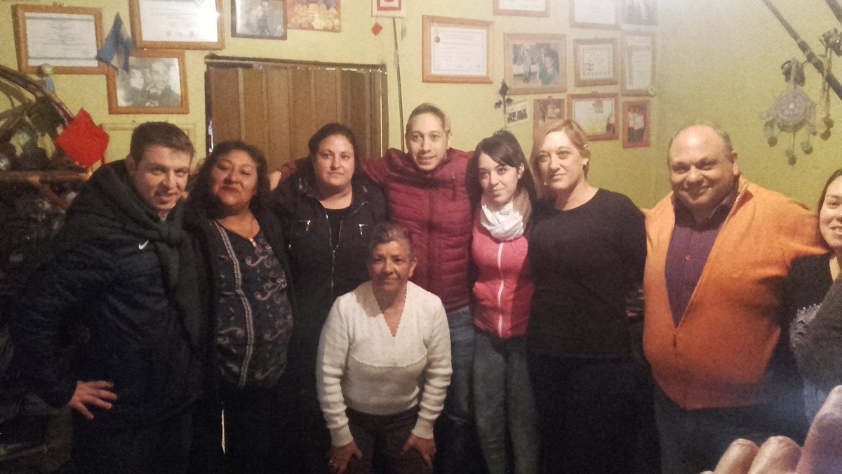 agrup_vjpq's tweet photo. Hoy caminamos también Bernal Oeste y nos reunimos con los vecinos @Asenciofernando @SergioMassa @MASSAUNLAM @FRQuilmes @Russo_Quilmes https://t.co/ebAdls56aM