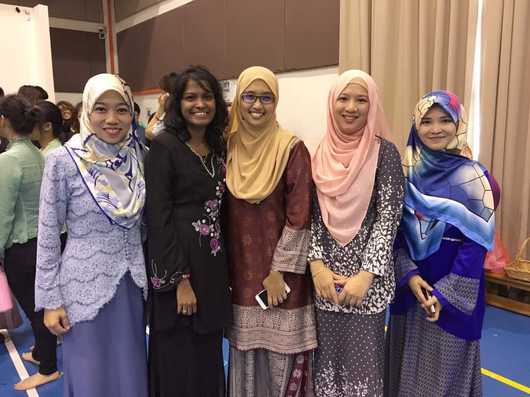 HISPrimaryBM's tweet photo. BM teachers during the Hari Raya assembly 👩🏻‍🏫 https://t.co/HdZKAOsoNJ