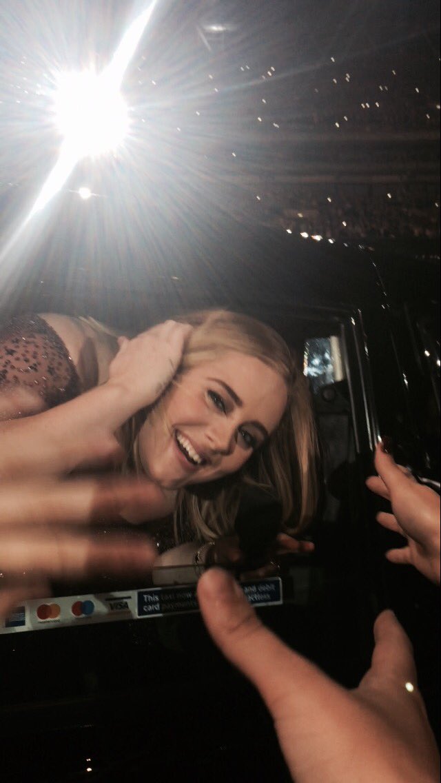 Artichaud51's tweet image. let me photograph you in this light...