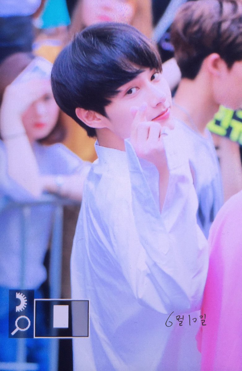 170630 뮤뱅 #세븐틴 #준 #준휘 #SEVENTEEN #JUN #文俊辉 하트줘 ㅋㅋㅋㅋㅋㅋㅋㅋㅋ