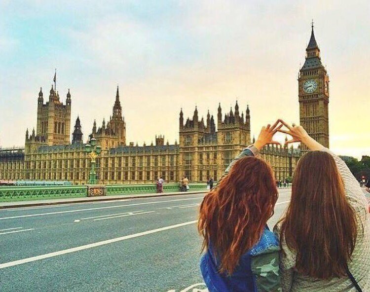 Start an adventure with Alpha Chi Omega ✨