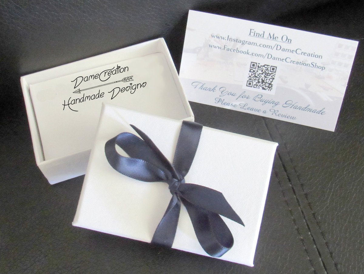 DameCreation's tweet image. SALE Antler Keychain - Stamped Accessories - Deer Keychain -… tuppu.net/5707b51a #etsychaching #HuntingKeychain