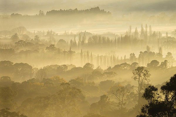 TuruAU's tweet photo. As the thriving centre of New England’s gemstone country, Inverell is known as the ‘Sapphire City’. https://t.co/qpg6p0Qj2k https://t.co/Dn8Tw3aLvN