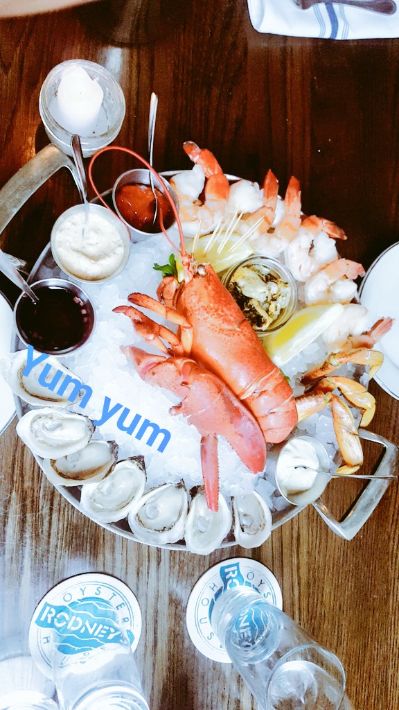 ankpearlkab's tweet photo. We ordered the chef's platter tonight @RodneysCalgary https://t.co/jbhAq5f6Og