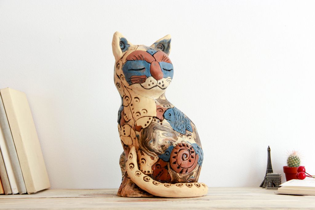 RamunesCeramic's tweet photo. Hi, I'm #cute #kitty 🐱 and looking for new home. https://t.co/rJiS0nLcCv

#lovecats #catstatue  #catslover #CatLoverGift #kittylove #artist https://t.co/vhVF4mAAdA