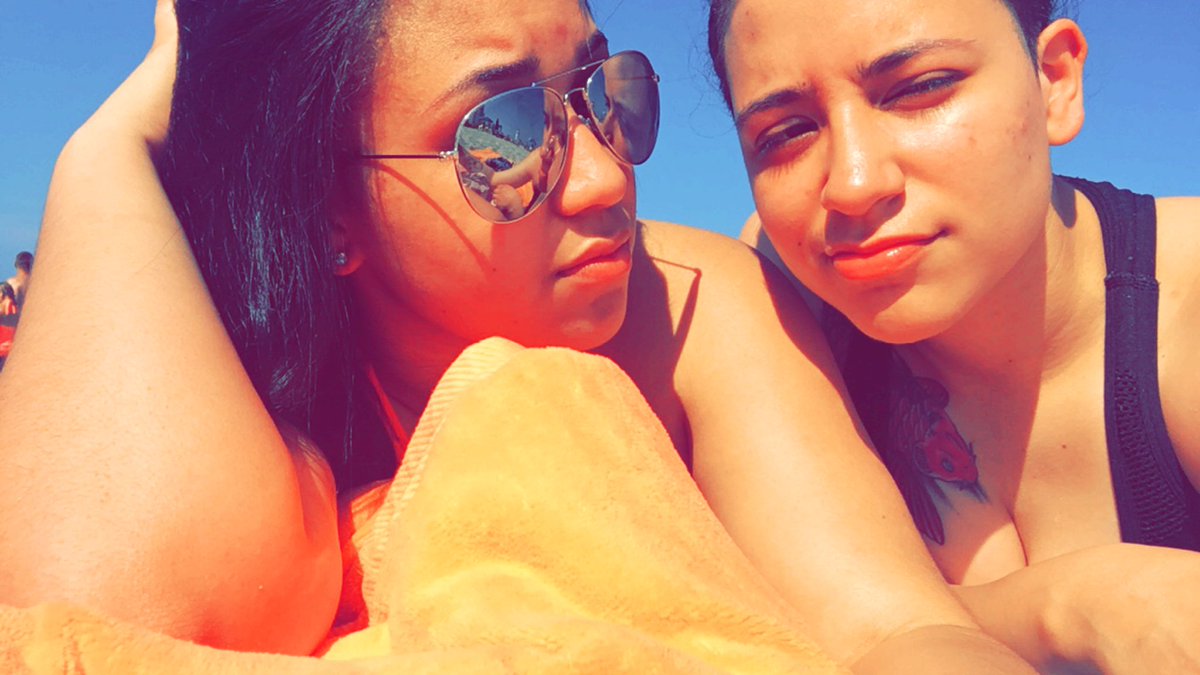 jordanandalize's tweet photo. Our third vacation together, Miami, Florida 2016. 1 year and 2 months together. 👭🇺🇸✈️✨ https://t.co/9Z75pMsjtT