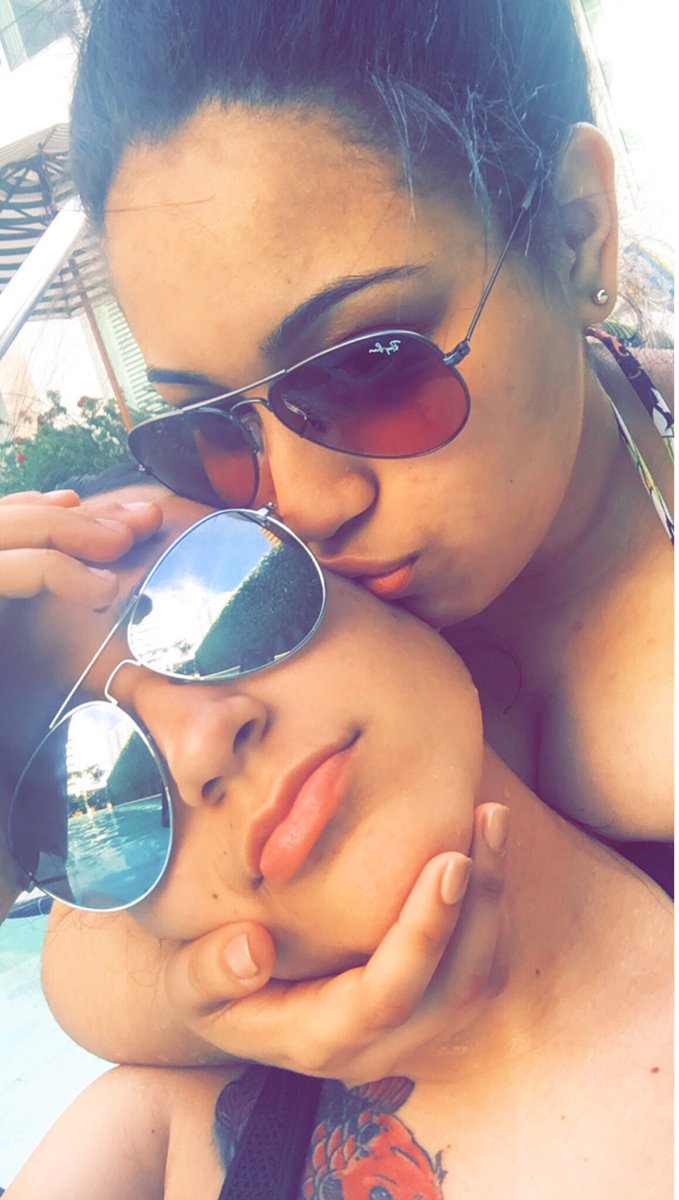 jordanandalize's tweet photo. Our third vacation together, Miami, Florida 2016. 1 year and 2 months together. 👭🇺🇸✈️✨ https://t.co/9Z75pMsjtT