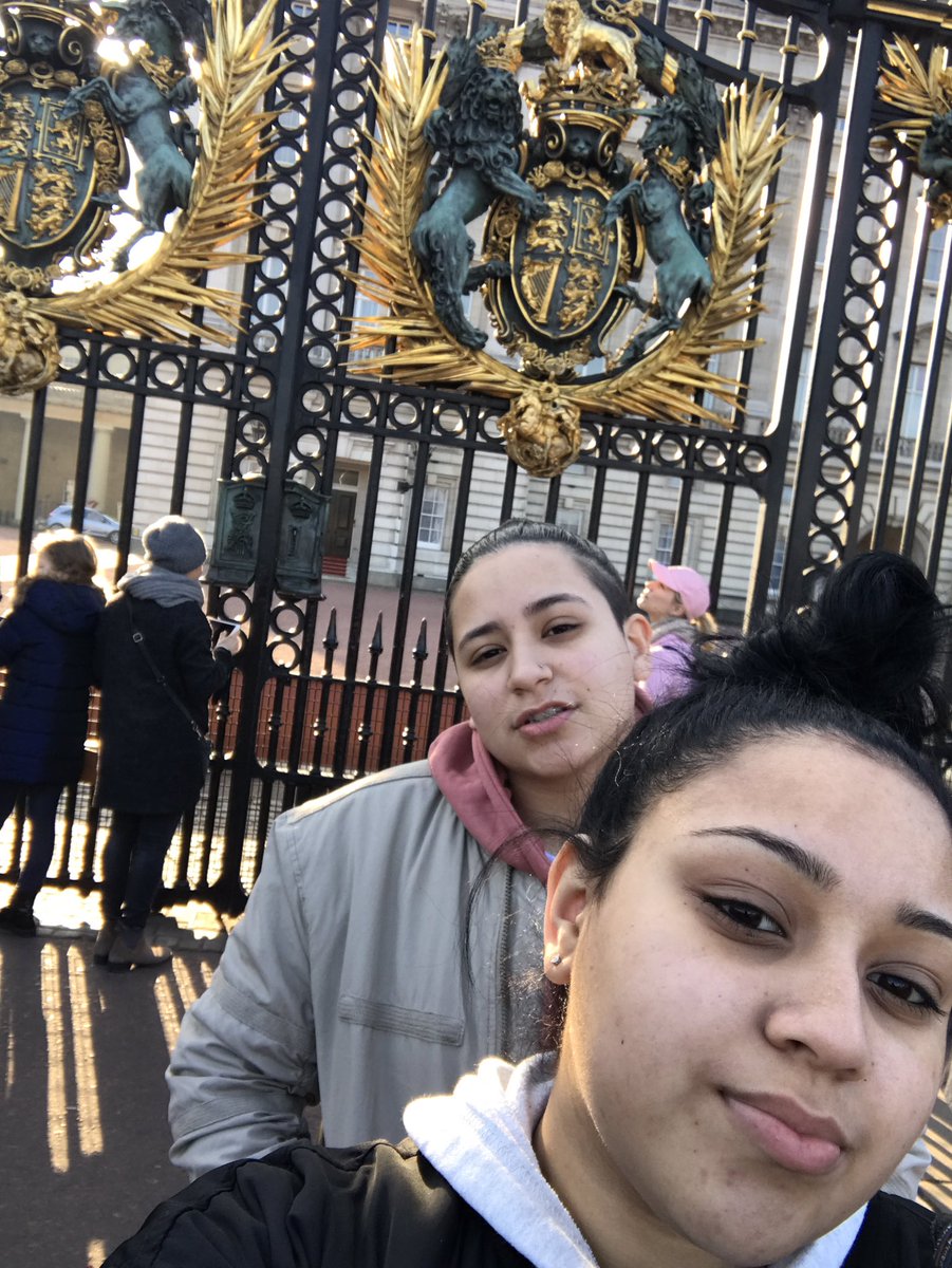 jordanandalize's tweet photo. Our sixth vacation together and second Valentine's day together., England 2017. 1 year and 11 months together. 👭🇬🇧✈️✨ https://t.co/jNds25AY32