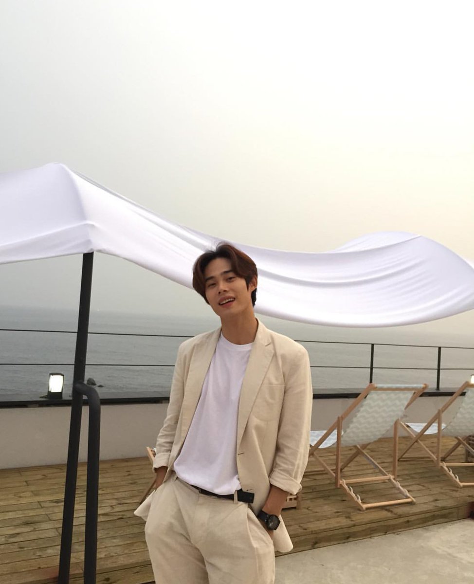 dphyjin's tweet image. Merhaba, nomtour'dan tekne seyahat rehberi veya, kısacası deniz aşığı Park Pyojin sizlerle. Lütfen çokça mesaj, çokça gülüş ile karşılayın!