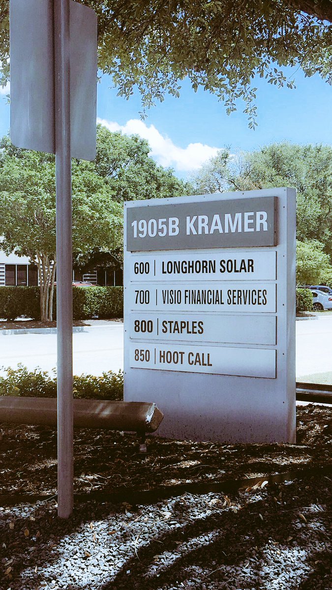 KathieLoveSolar's tweet image. It's a Longhorn Solar kinda thing. #GreenEnergy #RenewableEnergy #gosolar #austinloveslonghornsolar #solararray #zerofinancing #dividendnow