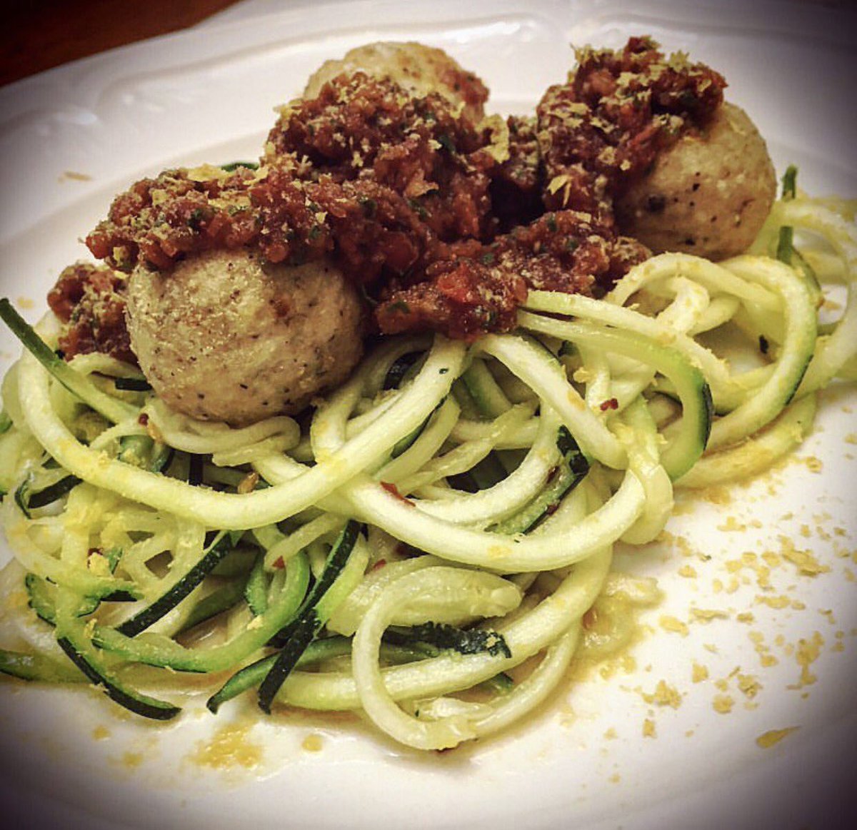 ivonne_fit's tweet photo. Turkey #zoonoodles Dish
#cleaneats #HealthyEating #macros #fitness #eattobefit https://t.co/ASlMWeHXqj