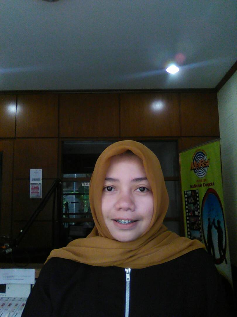 #WartegMegapolitan Hayuuuk mampir, Bareng <a href="/Annahehe1/">Mpok Anna</a> sampai jam 1 siang nanti :)