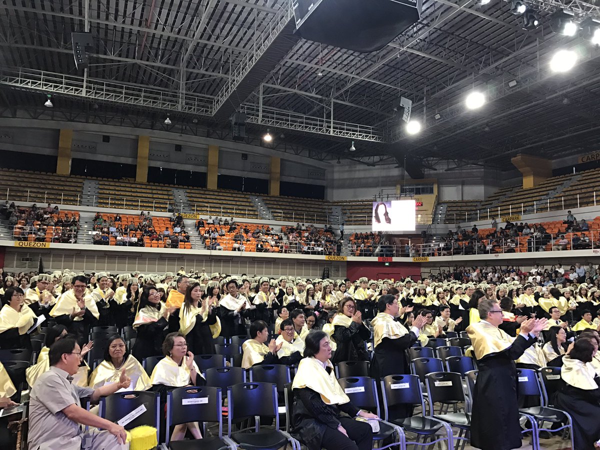 USTMSC's tweet photo. A standing ovation for the Class of 2017 Valedictorian, Erika Elazegui, MD, Summa Cum Laude. https://t.co/z85ACj9Oqt