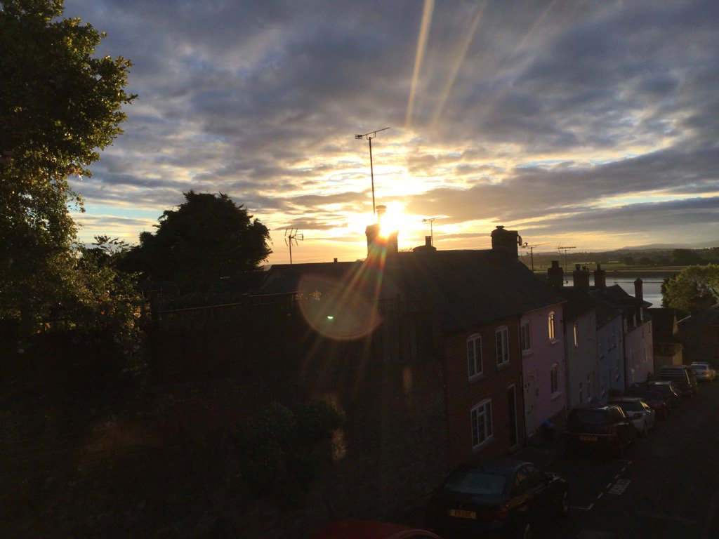 FlowContempArts's tweet photo. The dawn of @farOpen studios opens at @taurus in Lydney tonight #farOpen https://t.co/Qp2zonXQ5q