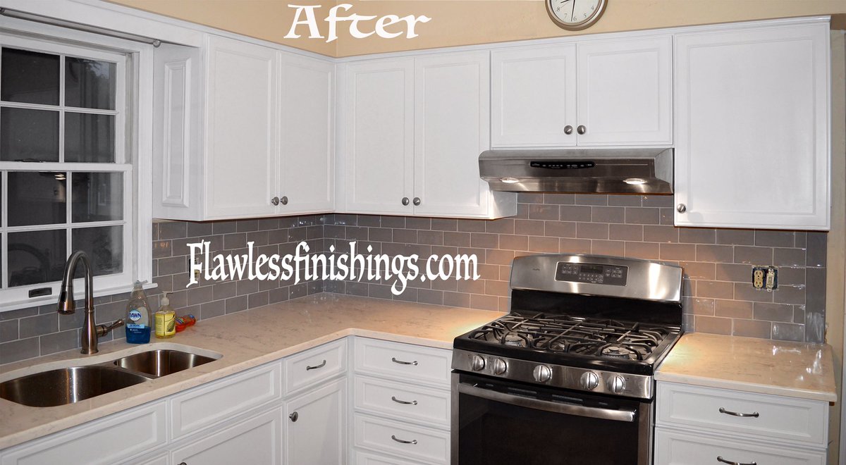 FFinishings's tweet photo. Some more #Pictures from the last kitchen we #refinished #FlawlessFinishes #kitchenncabinetpainting @FFinishings #BeforeAfter https://t.co/AZLJHQhg7Q