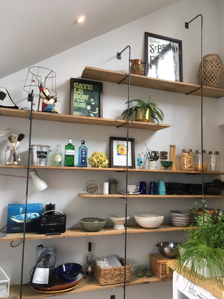 ganSELD's tweet photo. Free interior design advice from Seld @Tafwyl  - bring photos/info on your dream interior!#TAFWYL17 https://t.co/1q7hZWfV3m