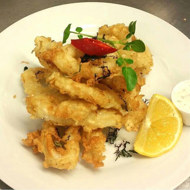 roostmargate's tweet photo. It's #fishyFriday and we've got it covered.,. #squid, #whitebait, #crab burger, #lobster... take your pick! https://t.co/pXBHFMTQPn https://t.co/OpUu1g0wCg