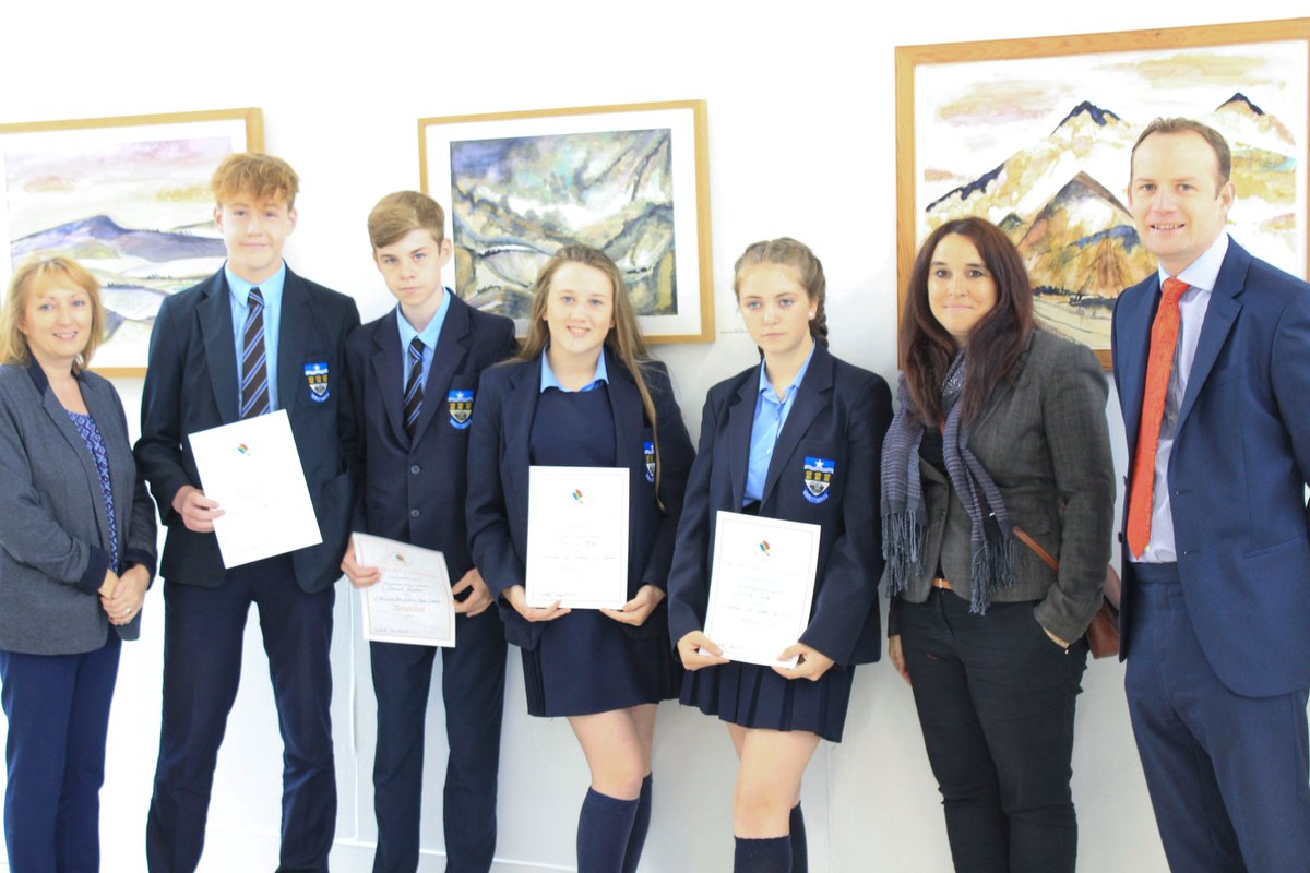 Well done to all the finalists from <a href="/epchsarts/">epchsarts</a>! Congratulations Samuel for coming 2nd in Yr9 &amp; Lucy for winning The People's Choice Award  👏