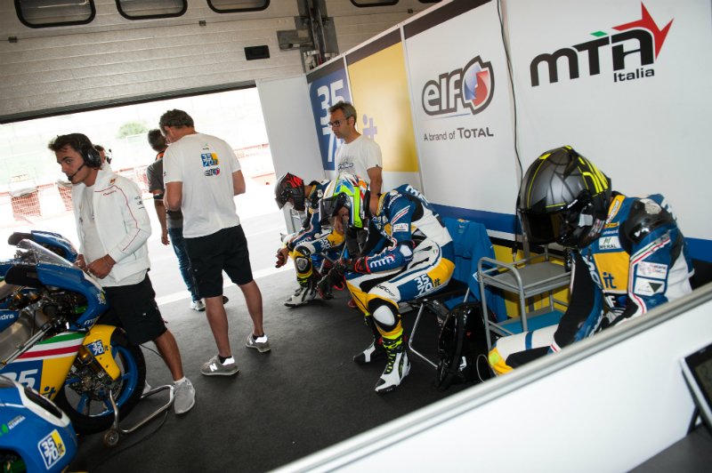 Team 3570 MTA (@team3570mta) on Twitter photo #elfCIV17 <a href="/MugelloCircuit/">Mugello Circuit</a> Prove Libere
5⃣ <a href="/EdoardoSintoni/">Edoardo Sintoni</a> (2'00"655)
6⃣ <a href="/DavideDadda73/">Davide Pizzoli</a> (2'00"678)
1⃣9⃣ Gianluca Sconza (2'03"658) #elfCIV17 <a href="/MugelloCircuit/">Mugello Circuit</a> Prove Libere
5⃣ <a href="/EdoardoSintoni/">Edoardo Sintoni</a> (2'00"655)
6⃣ <a href="/DavideDadda73/">Davide Pizzoli</a> (2'00"678)
1⃣9⃣ Gianluca Sconza (2'03"658)