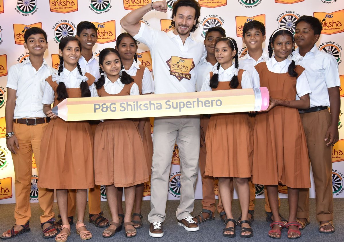 Tiger Shroff inspiring people of India to be #PGShiksha Superheroes