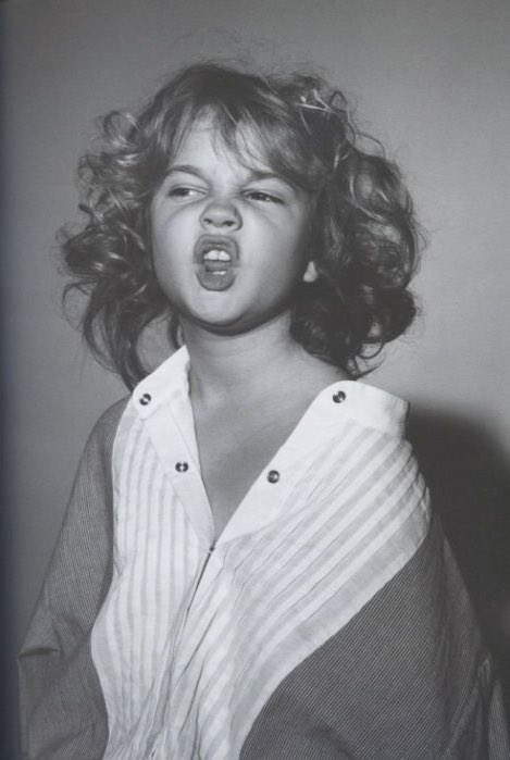 timelessbae's tweet photo. Drew Barrymore https://t.co/HkvV2g1H2U