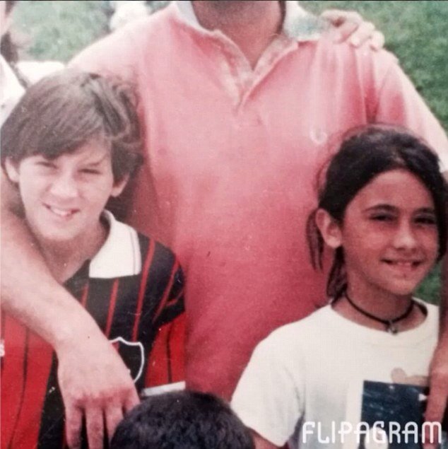 Leo Messi 🔟 on Twitter: &quot;Leo Messi&#39;s childhood friends say &quot;Leo&#39;s face  would change when she was around and that he used to write letters to her.&quot;  #WeAreMessi… https://t.co/uBZ8GlA6iS&quot;