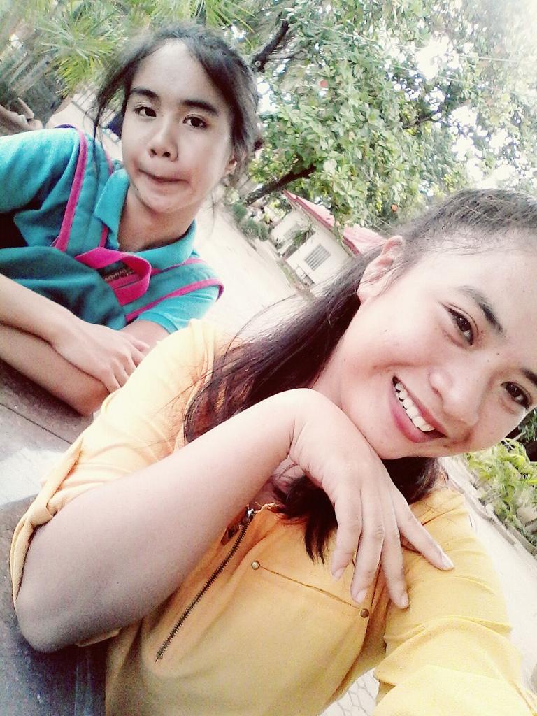 eaMeisserF's tweet photo. Mahal ko ito. 😍❤👭
#SisterByHeart. ❤ https://t.co/5xNvuRrWui