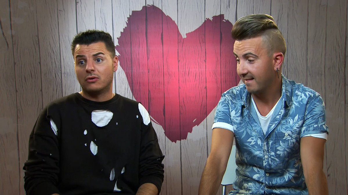MedInfinityES's tweet photo. Devoción y ateísmo, ¿una barrera para el amor? Descúbrelo en la el nuevo programa de #FirstDates369
https://t.co/tB4cuqjspo https://t.co/7gC3cfKhuM