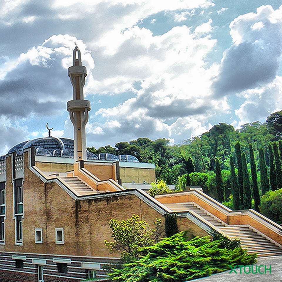 XtouchPage's tweet photo. #JummahMubarak Have a blessed Friday #XTOUCH #UnixPro https://t.co/jnpF6qogXf https://t.co/FHNOTZw2EB