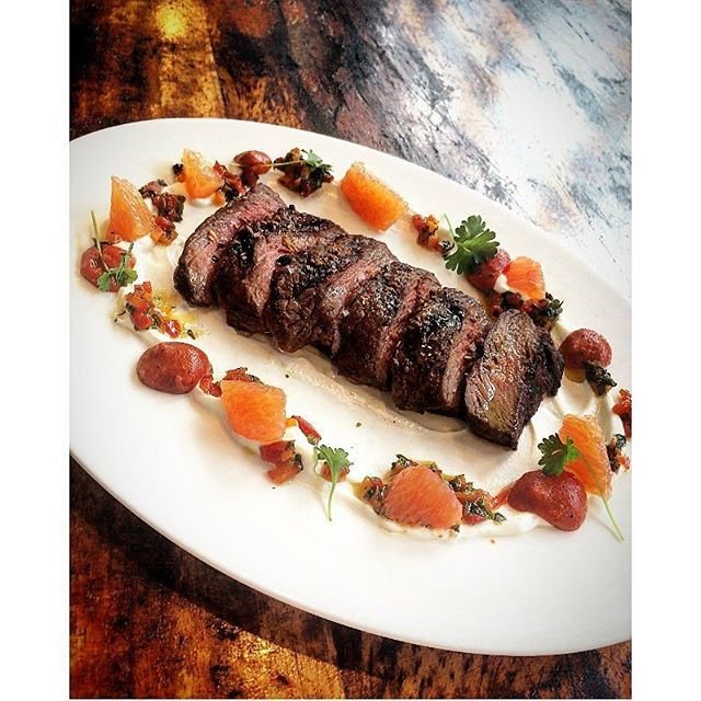 Manger_Sain_'s tweet image. Harissa Sirloin with Moroccan chile paste, carrot, and yogurt at Zaytinya in Washington D.C. - Photo... bit.ly/2tsE3Qs #employee