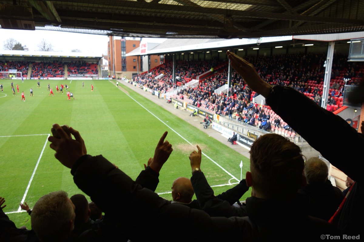 terracepics's tweet photo. Pics up from #lofc #becchettiout period. Dignity, perseverance, passion. They got their club back. @OrientOutlook @STANDfanzine https://t.co/twPPwTAloi