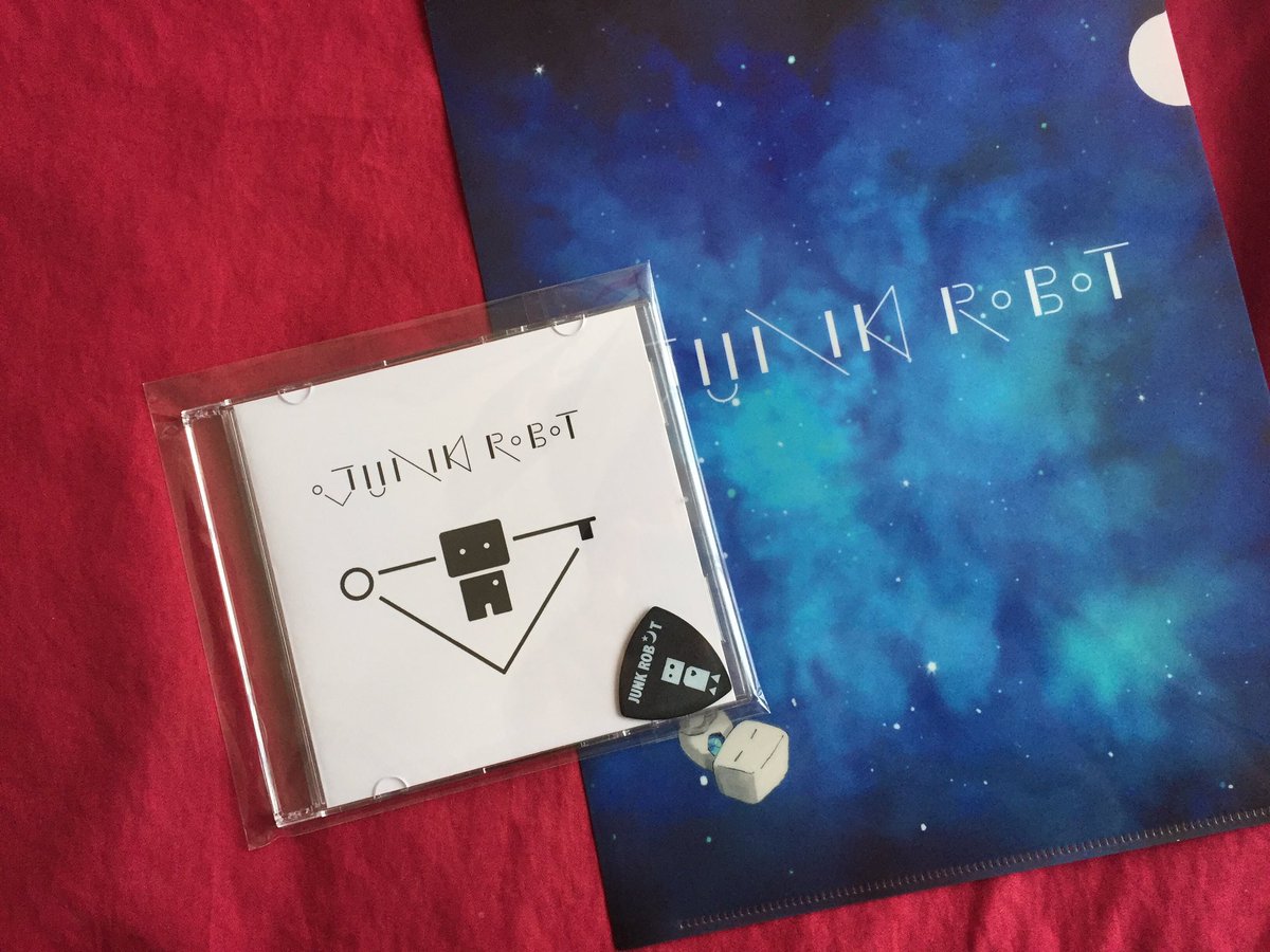 amayadori_oto's tweet image. 届いた！聴きます！ #JUNKROBOT