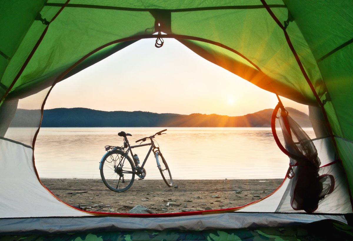 OutsideNL's tweet photo. Dit heb je nodig als je gaat #bikepacken 🚴🏻🏕 https://t.co/8Fyi9Za0MJ
#backpacking #fietsen #fietsvakantie #bikepacking #bike https://t.co/B90HSVQOxf