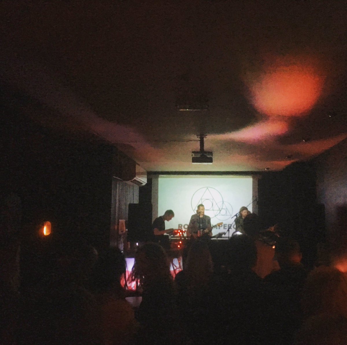 DeadYoung's tweet photo. Cracking show from #rogueemperor last night @oportobarleeds

Expecting big things from them &amp; a must see if headed to @bluedotfestival #BD17 https://t.co/lhKql0dpxx