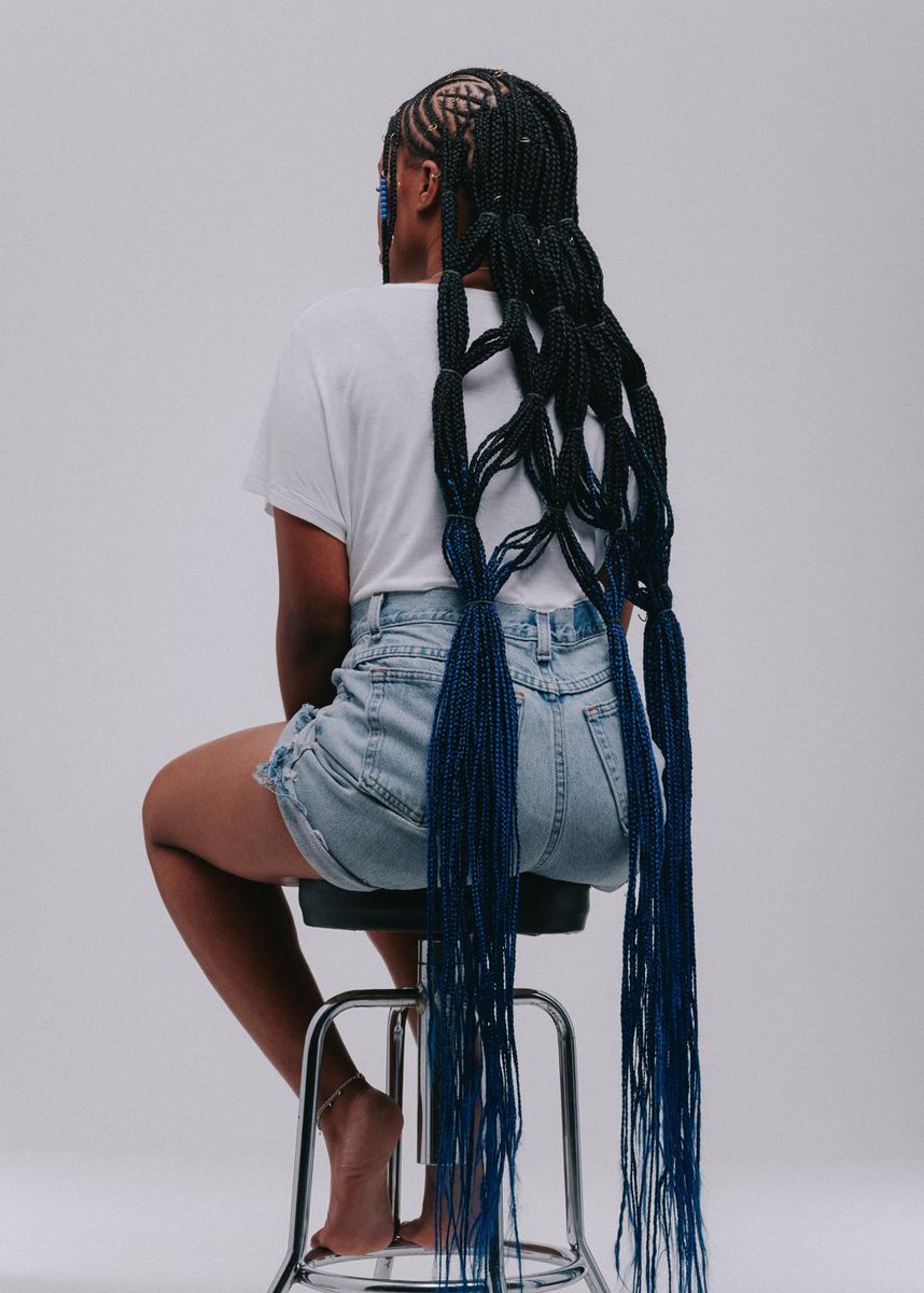 MANELOVE_SA's tweet photo. SA braiding game levels! #BeeDiamondhead x #Mmujahealthyhairsalon πππ via @ELLESouthAfrica https://t.co/CIr0nkmkip